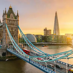 Tower Bridge Rainbow Gasthof