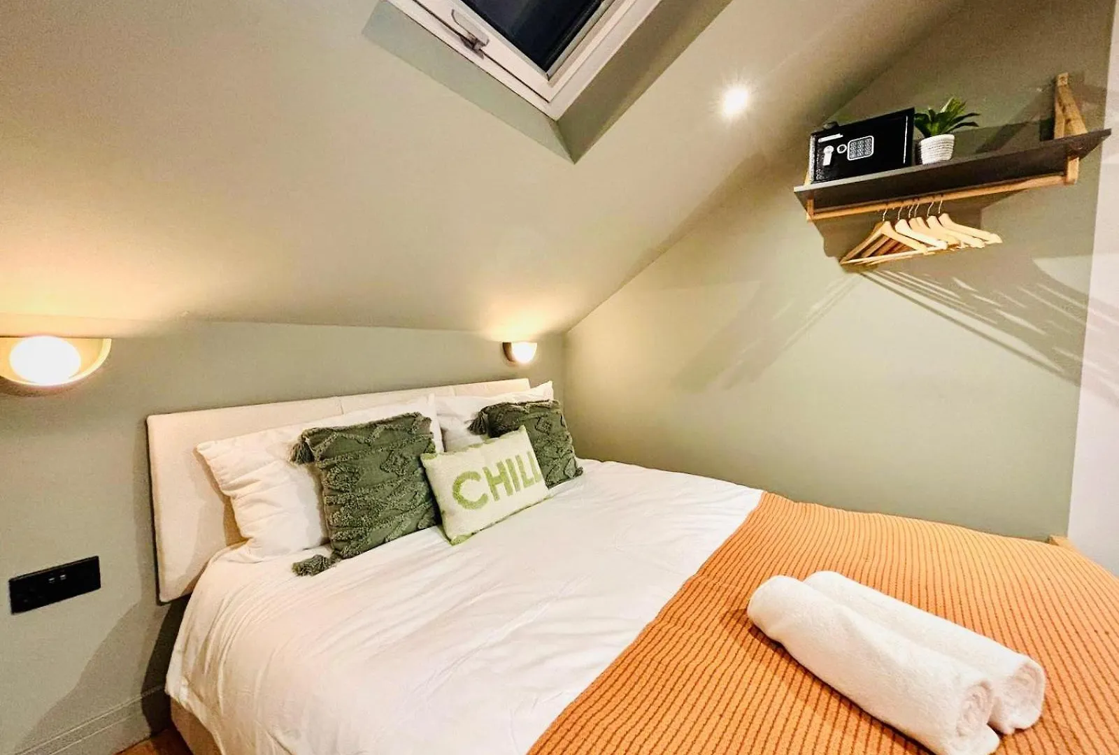 London Luxury Mezzanine Studio Flats Next Hackney Central